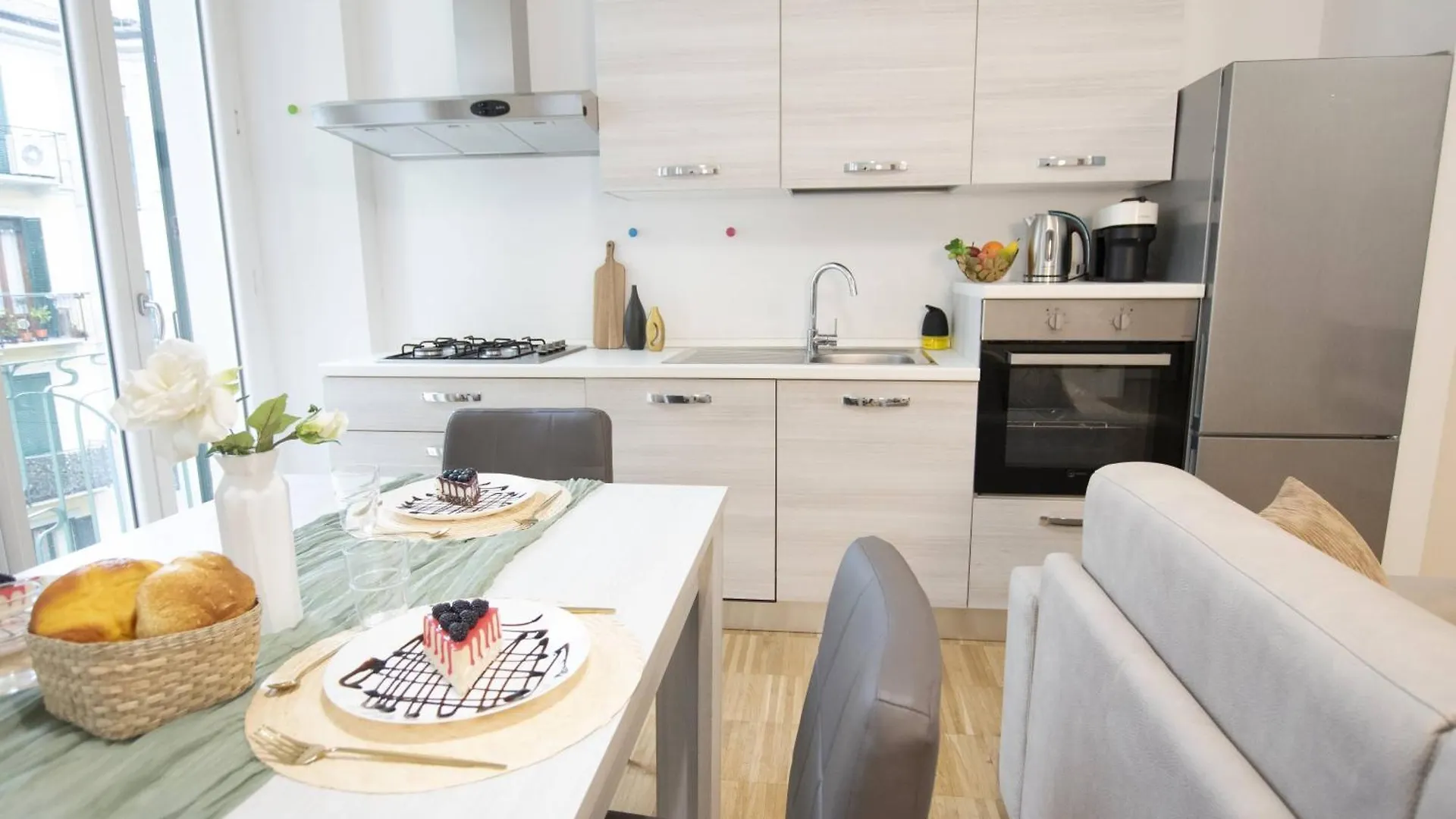 We Home - Premuda Boutique, Milano