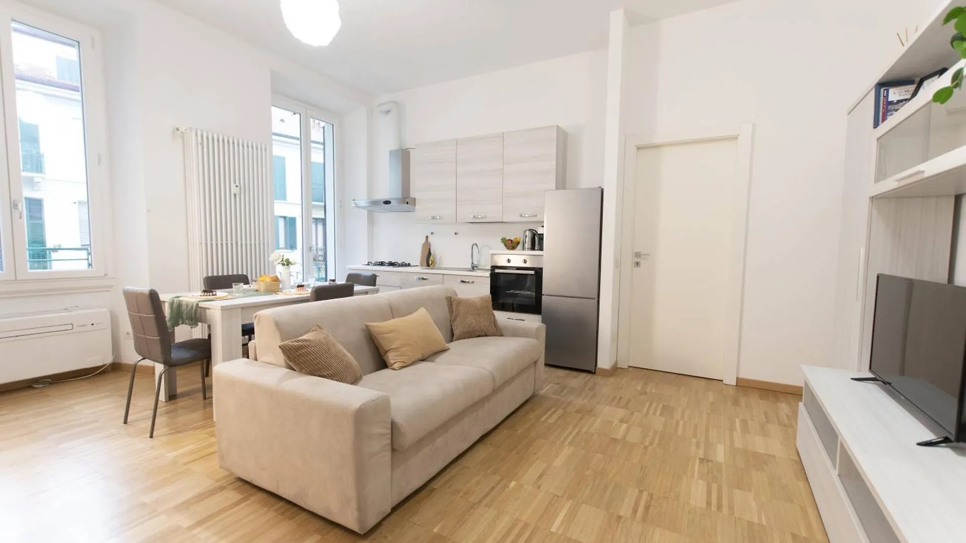 We Home - Premuda Boutique, Milano Italia