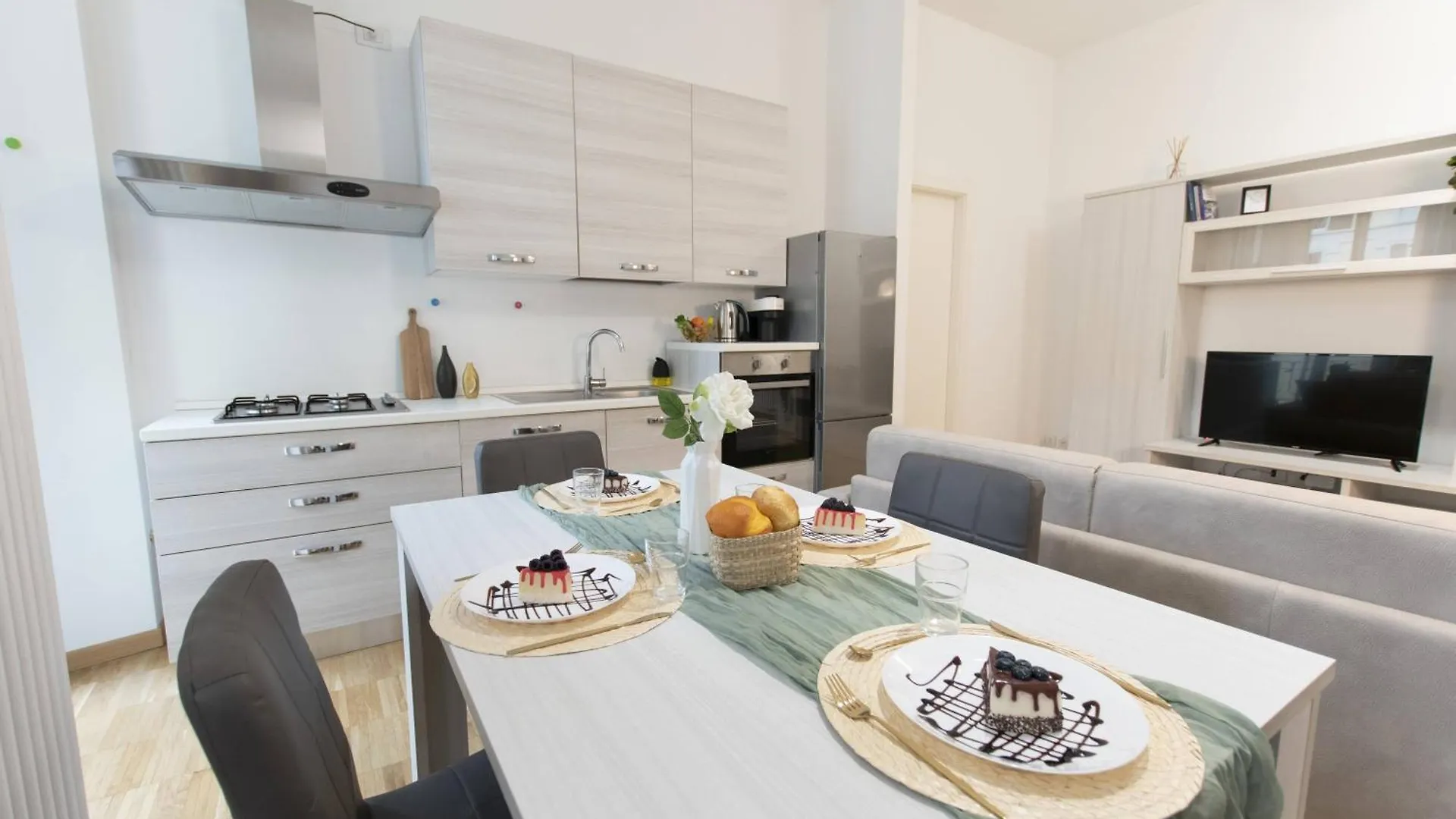 We Home - Premuda Boutique, Milano 0*,  Italia